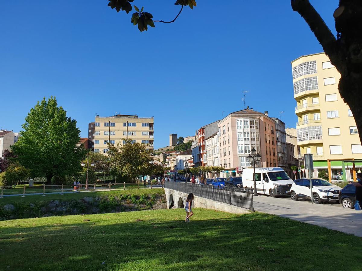 Acogedor Apartamento En El Centro De Monforte モンフォルテ・デ・レモス エクステリア 写真